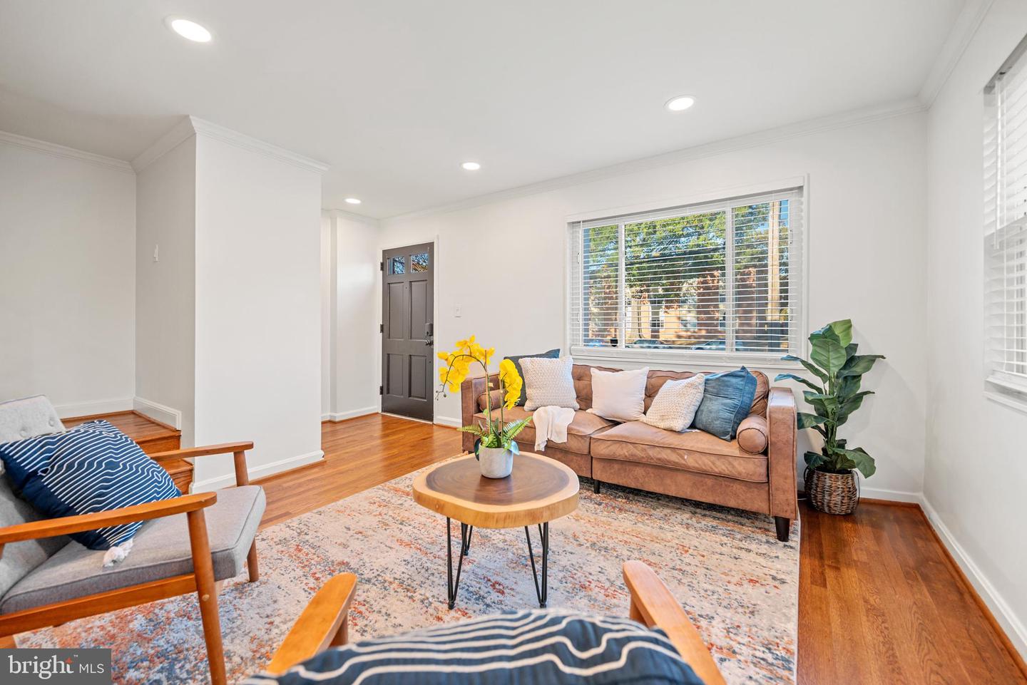 5388 TANEY AVE, ALEXANDRIA, Virginia 22304, 3 Bedrooms Bedrooms, ,1 BathroomBathrooms,Residential,For sale,5388 TANEY AVE,VAAX2051184 MLS # VAAX2051184 5388 TANEY AVE, ALEXANDRIA, Virginia 22304, 3 Bedrooms Bedrooms, ,1 BathroomBathrooms,Residential,For sale,5388 TANEY AVE,VAAX2051184 MLS # VAAX2051184