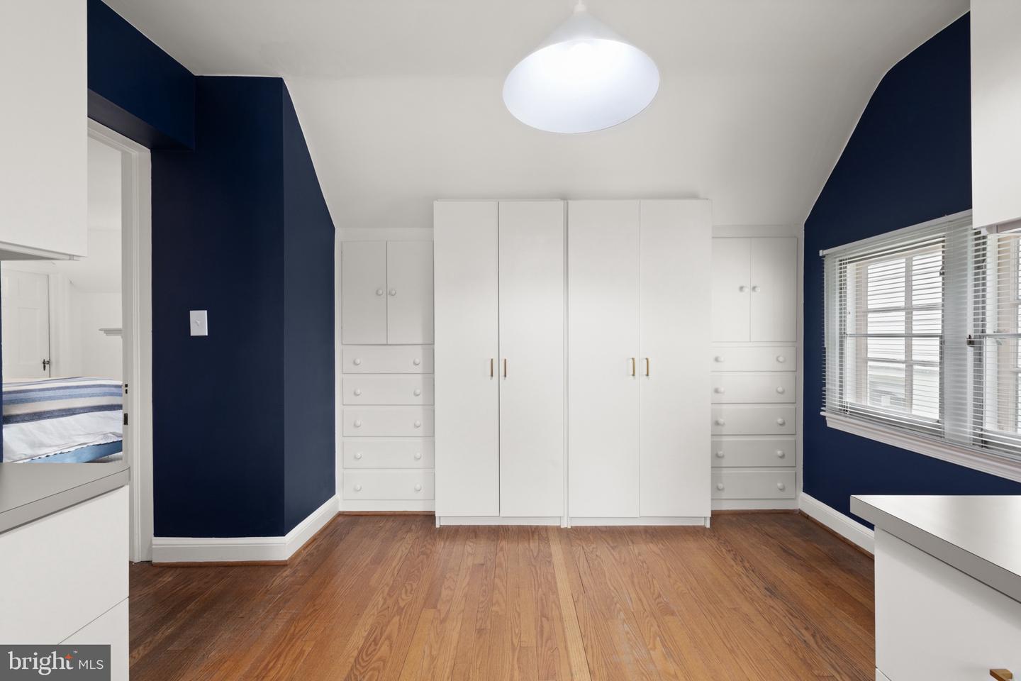 4931 BUTTERWORTH PL NW, WASHINGTON, District Of Columbia 20016, 3 Bedrooms Bedrooms, ,3 BathroomsBathrooms,Residential,For sale,4931 BUTTERWORTH PL NW,DCDC2228670 MLS # DCDC2228670