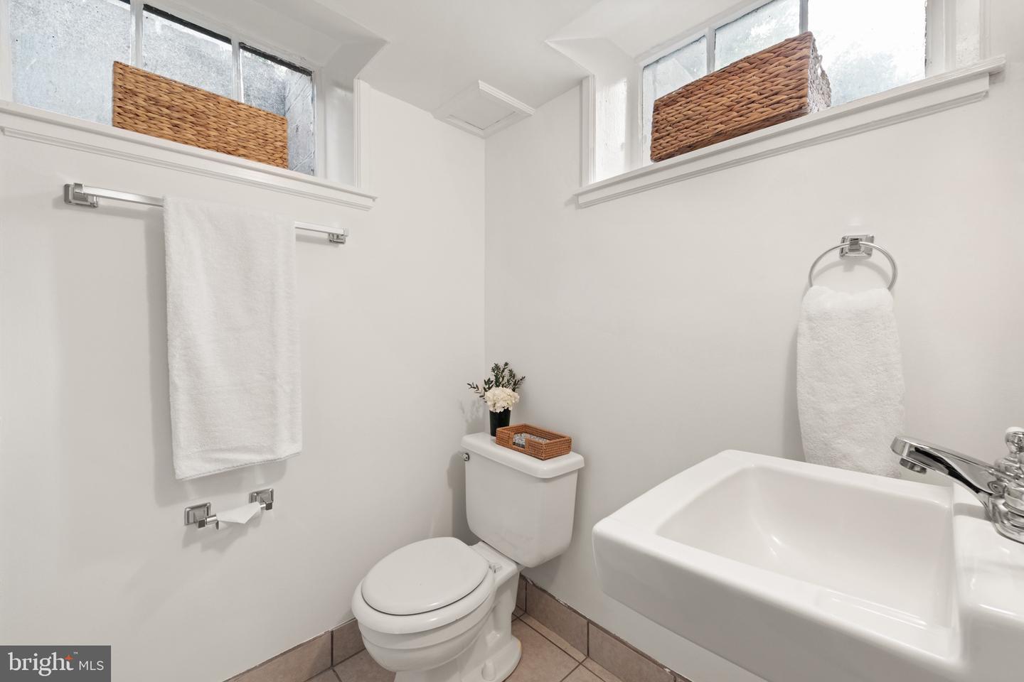 4931 BUTTERWORTH PL NW, WASHINGTON, District Of Columbia 20016, 3 Bedrooms Bedrooms, ,3 BathroomsBathrooms,Residential,For sale,4931 BUTTERWORTH PL NW,DCDC2228670 MLS # DCDC2228670