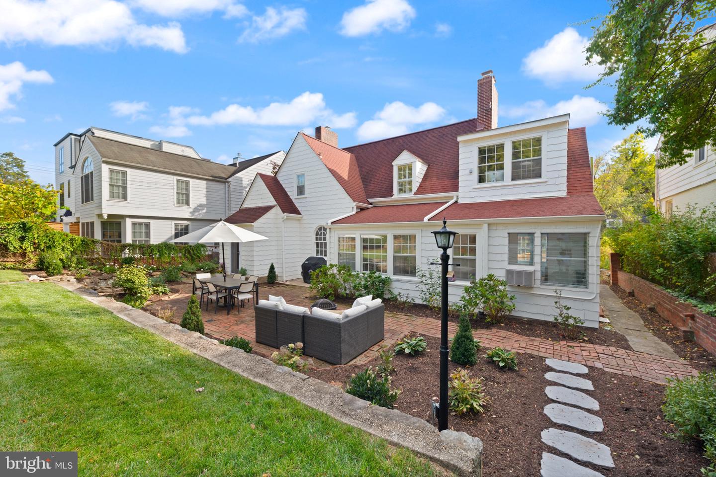 4931 BUTTERWORTH PL NW, WASHINGTON, District Of Columbia 20016, 3 Bedrooms Bedrooms, ,3 BathroomsBathrooms,Residential,For sale,4931 BUTTERWORTH PL NW,DCDC2228670 MLS # DCDC2228670