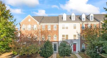 12744 STONE LINED CIR, WOODBRIDGE, Virginia 22192, 4 Bedrooms Bedrooms, 10 Rooms Rooms,3 BathroomsBathrooms,Residential,For sale,12744 STONE LINED CIR,VAPW2106708 MLS # VAPW2106708