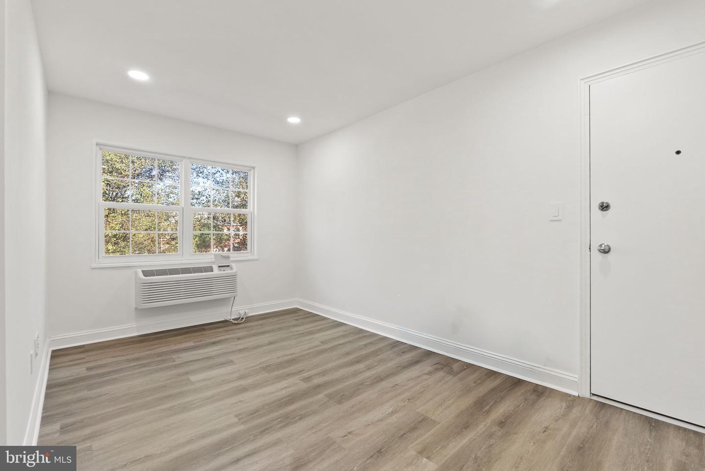 2237 FARRINGTON AVE #06-204, ALEXANDRIA, Virginia 22303, 1 Bedroom Bedrooms, ,1 BathroomBathrooms,Residential,For sale,2237 FARRINGTON AVE #06-204,VAFX2276168 MLS # VAFX2276168 2237 FARRINGTON AVE #06-204, ALEXANDRIA, Virginia 22303, 1 Bedroom Bedrooms, ,1 BathroomBathrooms,Residential,For sale,2237 FARRINGTON AVE #06-204,VAFX2276168 MLS # VAFX2276168