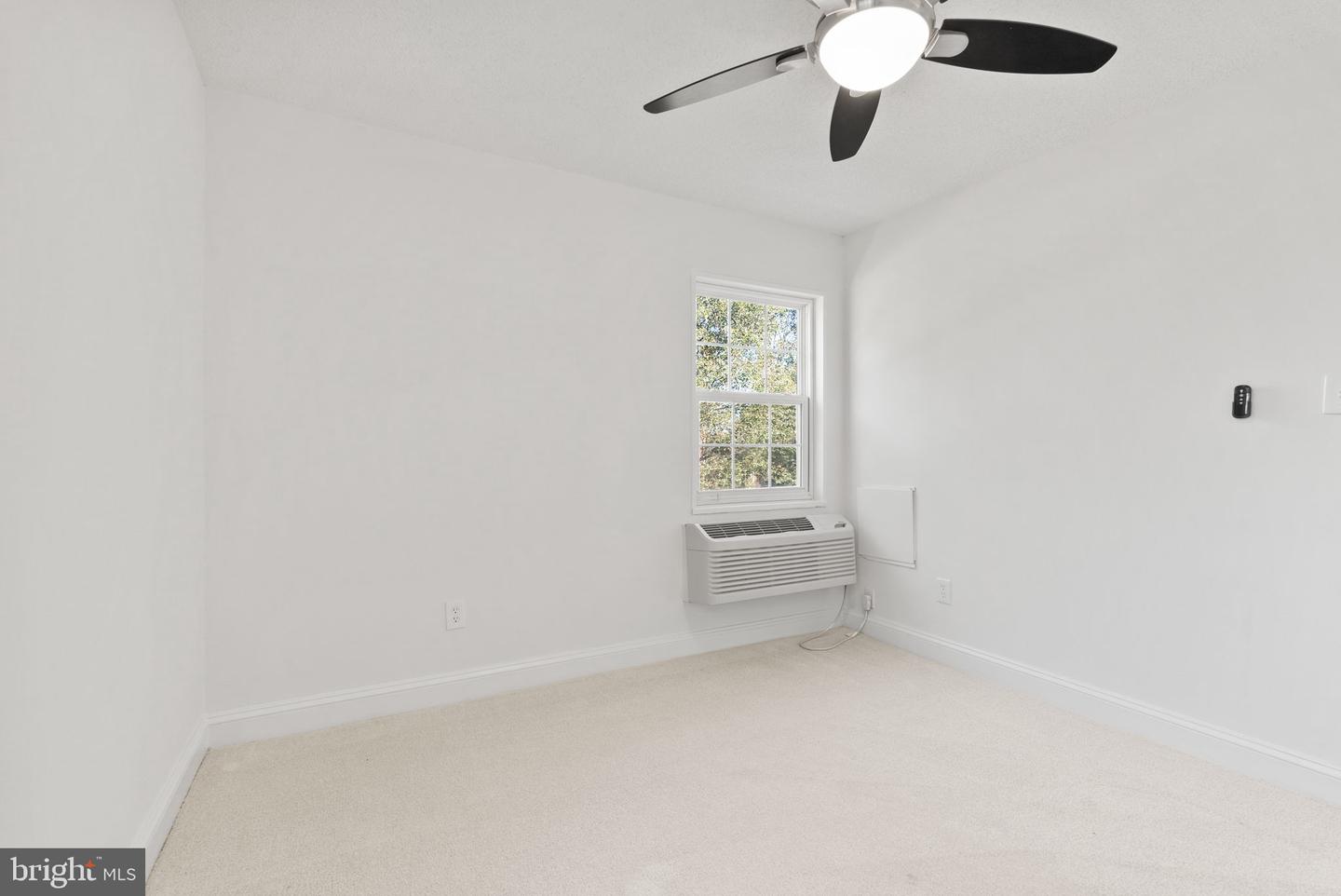 2237 FARRINGTON AVE #06-204, ALEXANDRIA, Virginia 22303, 1 Bedroom Bedrooms, ,1 BathroomBathrooms,Residential,For sale,2237 FARRINGTON AVE #06-204,VAFX2276168 MLS # VAFX2276168 2237 FARRINGTON AVE #06-204, ALEXANDRIA, Virginia 22303, 1 Bedroom Bedrooms, ,1 BathroomBathrooms,Residential,For sale,2237 FARRINGTON AVE #06-204,VAFX2276168 MLS # VAFX2276168