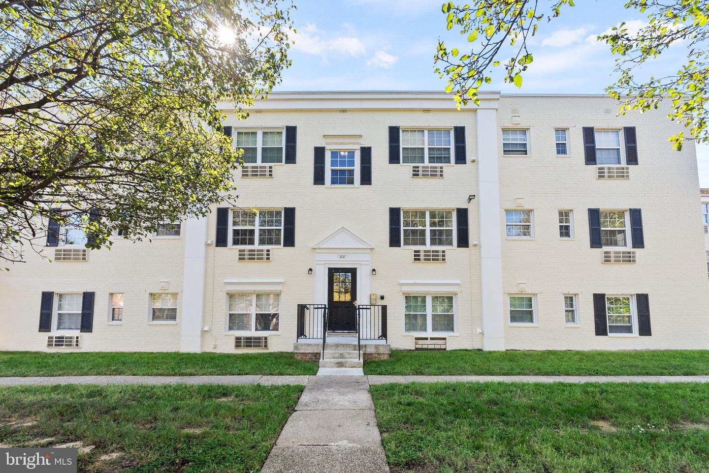 2237 FARRINGTON AVE #06-204, ALEXANDRIA, Virginia 22303, 1 Bedroom Bedrooms, ,1 BathroomBathrooms,Residential,For sale,2237 FARRINGTON AVE #06-204,VAFX2276168 MLS # VAFX2276168 2237 FARRINGTON AVE #06-204, ALEXANDRIA, Virginia 22303, 1 Bedroom Bedrooms, ,1 BathroomBathrooms,Residential,For sale,2237 FARRINGTON AVE #06-204,VAFX2276168 MLS # VAFX2276168