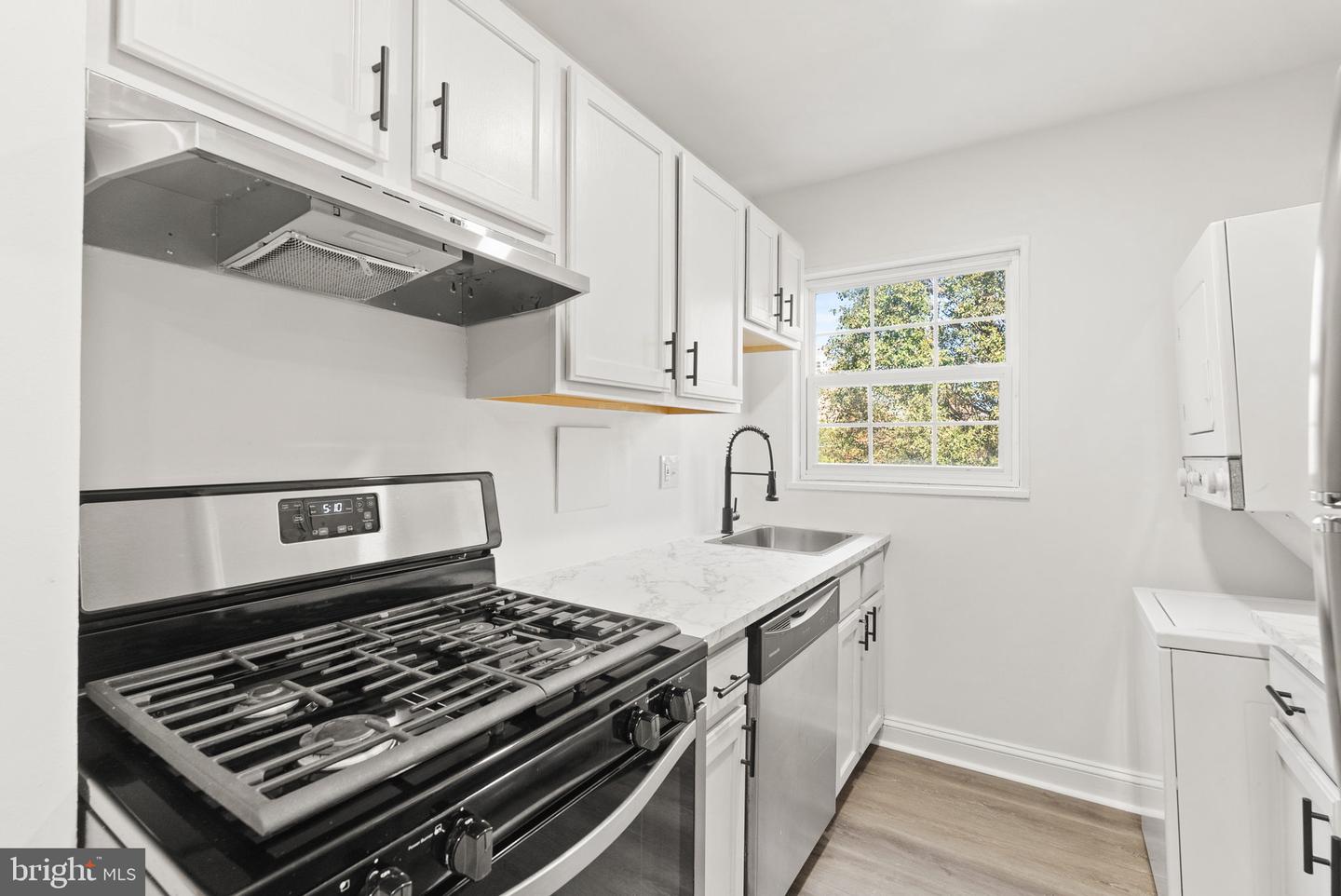 2237 FARRINGTON AVE #06-204, ALEXANDRIA, Virginia 22303, 1 Bedroom Bedrooms, ,1 BathroomBathrooms,Residential,For sale,2237 FARRINGTON AVE #06-204,VAFX2276168 MLS # VAFX2276168 2237 FARRINGTON AVE #06-204, ALEXANDRIA, Virginia 22303, 1 Bedroom Bedrooms, ,1 BathroomBathrooms,Residential,For sale,2237 FARRINGTON AVE #06-204,VAFX2276168 MLS # VAFX2276168
