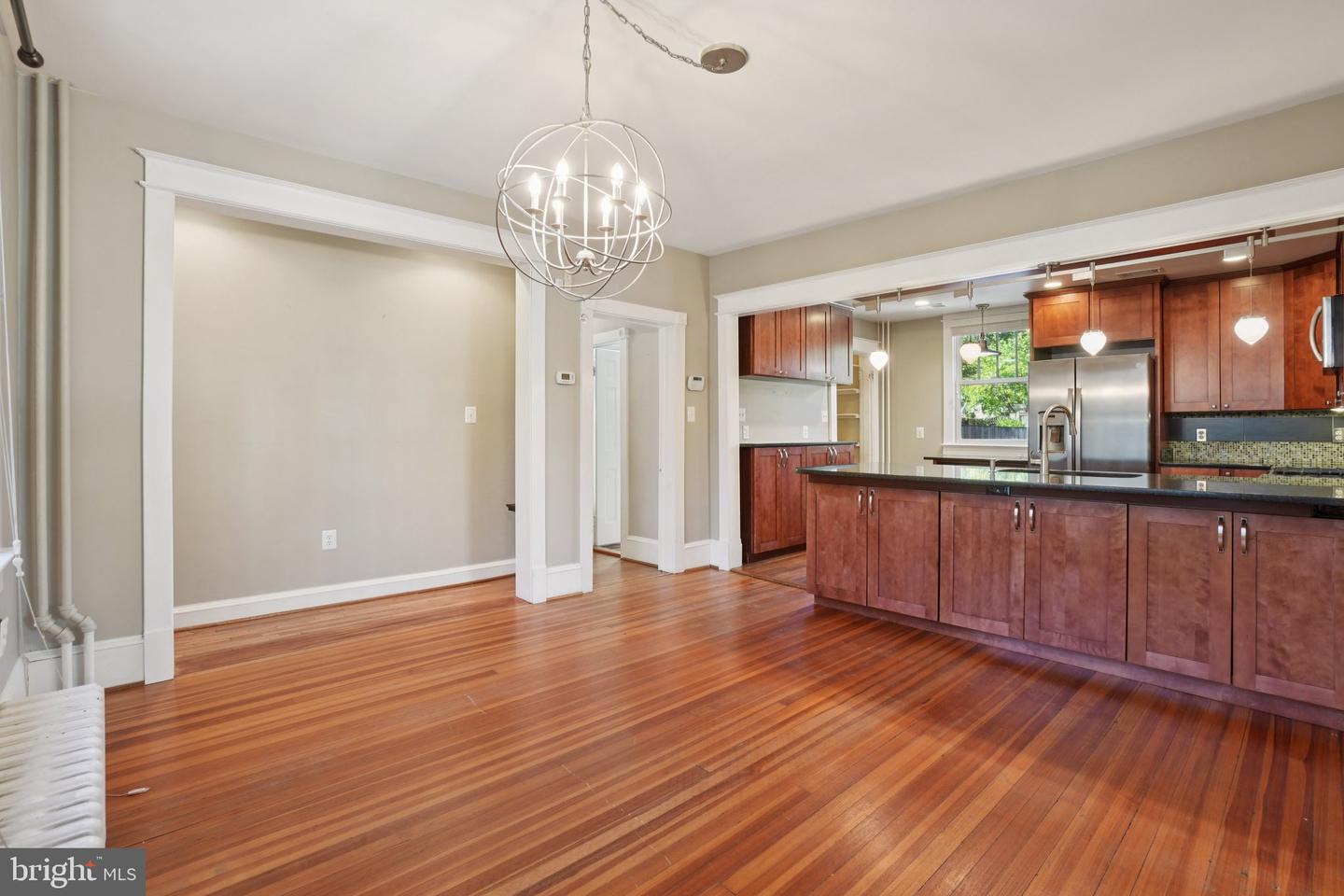 520 25TH ST S, ARLINGTON, Virginia 22202, 3 Bedrooms Bedrooms, ,2 BathroomsBathrooms,Residential,For sale,520 25TH ST S,VAAR2065358 MLS # VAAR2065358 520 25TH ST S, ARLINGTON, Virginia 22202, 3 Bedrooms Bedrooms, ,2 BathroomsBathrooms,Residential,For sale,520 25TH ST S,VAAR2065358 MLS # VAAR2065358