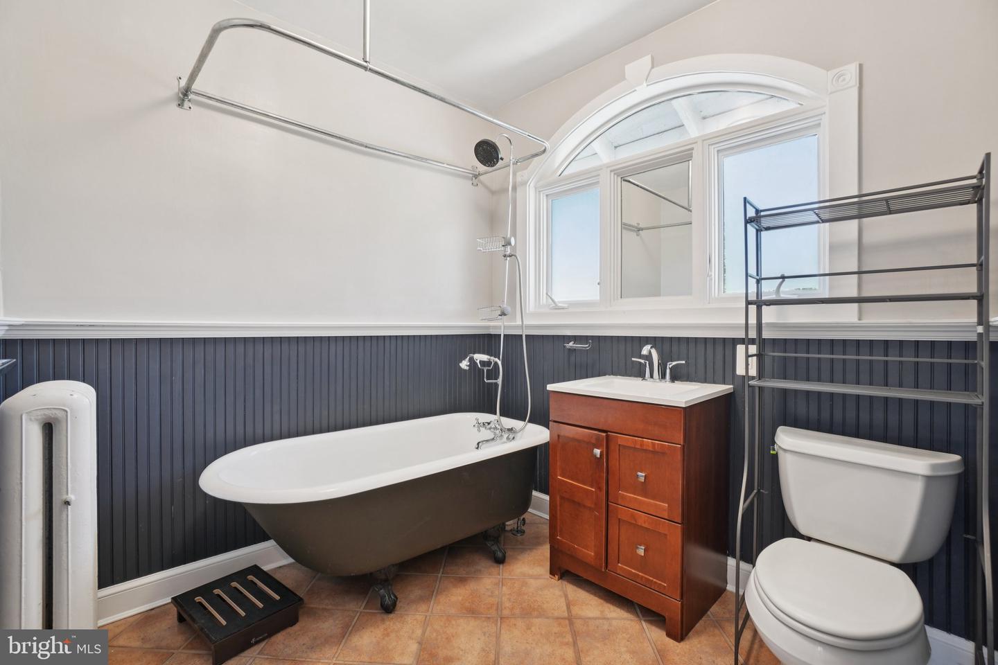 520 25TH ST S, ARLINGTON, Virginia 22202, 3 Bedrooms Bedrooms, ,2 BathroomsBathrooms,Residential,For sale,520 25TH ST S,VAAR2065358 MLS # VAAR2065358 520 25TH ST S, ARLINGTON, Virginia 22202, 3 Bedrooms Bedrooms, ,2 BathroomsBathrooms,Residential,For sale,520 25TH ST S,VAAR2065358 MLS # VAAR2065358