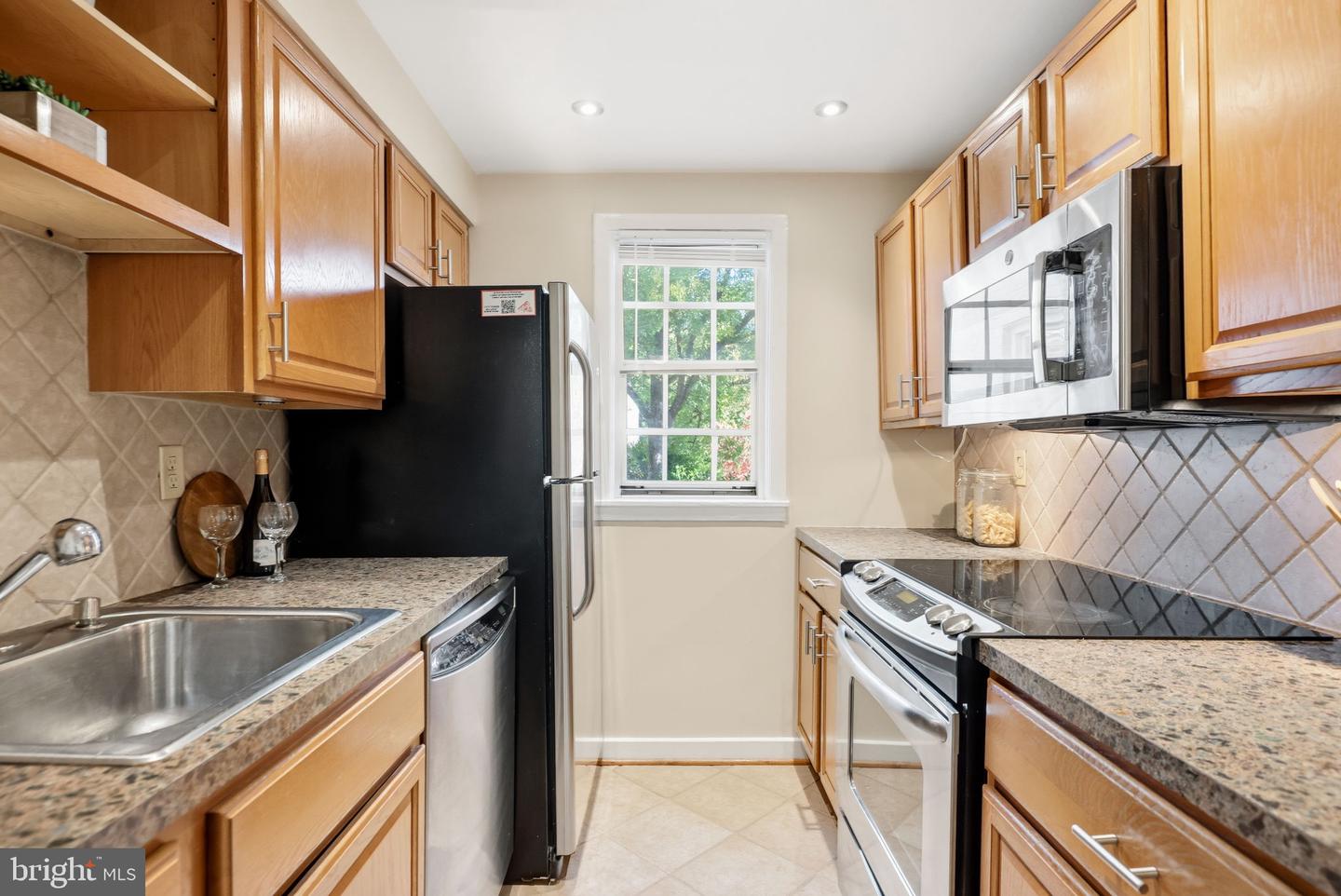 806 S ARLINGTON MILL DR #104, ARLINGTON, Virginia 22204, 2 Bedrooms Bedrooms, ,1 BathroomBathrooms,Residential,For sale,806 S ARLINGTON MILL DR #104,VAAR2065366 MLS # VAAR2065366 806 S ARLINGTON MILL DR #104, ARLINGTON, Virginia 22204, 2 Bedrooms Bedrooms, ,1 BathroomBathrooms,Residential,For sale,806 S ARLINGTON MILL DR #104,VAAR2065366 MLS # VAAR2065366
