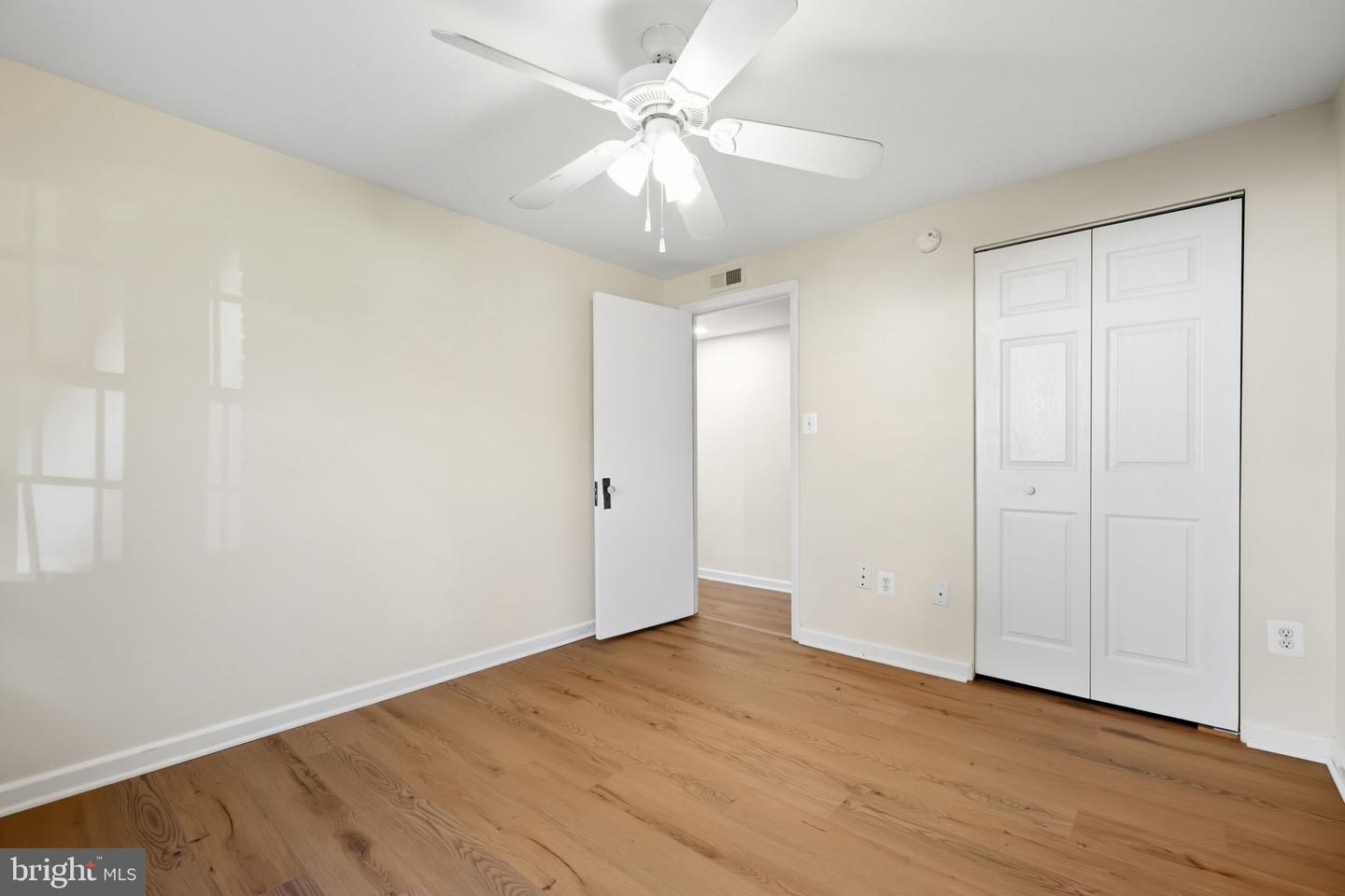 806 S ARLINGTON MILL DR #104, ARLINGTON, Virginia 22204, 2 Bedrooms Bedrooms, ,1 BathroomBathrooms,Residential,For sale,806 S ARLINGTON MILL DR #104,VAAR2065366 MLS # VAAR2065366 806 S ARLINGTON MILL DR #104, ARLINGTON, Virginia 22204, 2 Bedrooms Bedrooms, ,1 BathroomBathrooms,Residential,For sale,806 S ARLINGTON MILL DR #104,VAAR2065366 MLS # VAAR2065366