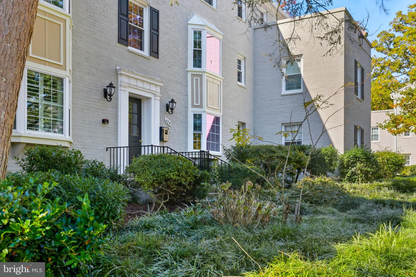 806 S ARLINGTON MILL DR #104, ARLINGTON, Virginia 22204, 2 Bedrooms Bedrooms, ,1 BathroomBathrooms,Residential,For sale,806 S ARLINGTON MILL DR #104,VAAR2065366 MLS # VAAR2065366 806 S ARLINGTON MILL DR #104, ARLINGTON, Virginia 22204, 2 Bedrooms Bedrooms, ,1 BathroomBathrooms,Residential,For sale,806 S ARLINGTON MILL DR #104,VAAR2065366 MLS # VAAR2065366
