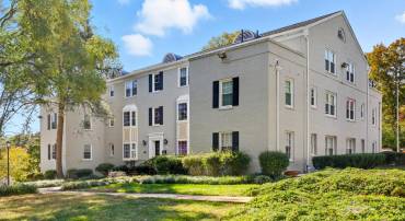 806 S ARLINGTON MILL DR #104, ARLINGTON, Virginia 22204, 2 Bedrooms Bedrooms, ,1 BathroomBathrooms,Residential,For sale,806 S ARLINGTON MILL DR #104,VAAR2065366 MLS # VAAR2065366