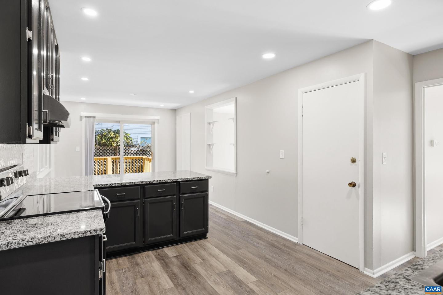 2627 COMMONWEALTH DR, CHARLOTTESVILLE, Virginia 22901, 4 Bedrooms Bedrooms, ,2 BathroomsBathrooms,Residential,For sale,2627 COMMONWEALTH DR,670405 MLS # 670405 2627 COMMONWEALTH DR, CHARLOTTESVILLE, Virginia 22901, 4 Bedrooms Bedrooms, ,2 BathroomsBathrooms,Residential,For sale,2627 COMMONWEALTH DR,670405 MLS # 670405