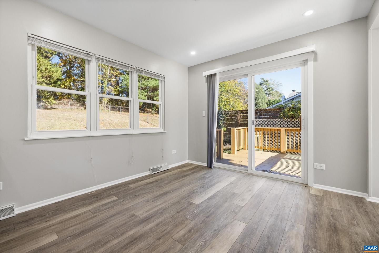2627 COMMONWEALTH DR, CHARLOTTESVILLE, Virginia 22901, 4 Bedrooms Bedrooms, ,2 BathroomsBathrooms,Residential,For sale,2627 COMMONWEALTH DR,670405 MLS # 670405 2627 COMMONWEALTH DR, CHARLOTTESVILLE, Virginia 22901, 4 Bedrooms Bedrooms, ,2 BathroomsBathrooms,Residential,For sale,2627 COMMONWEALTH DR,670405 MLS # 670405