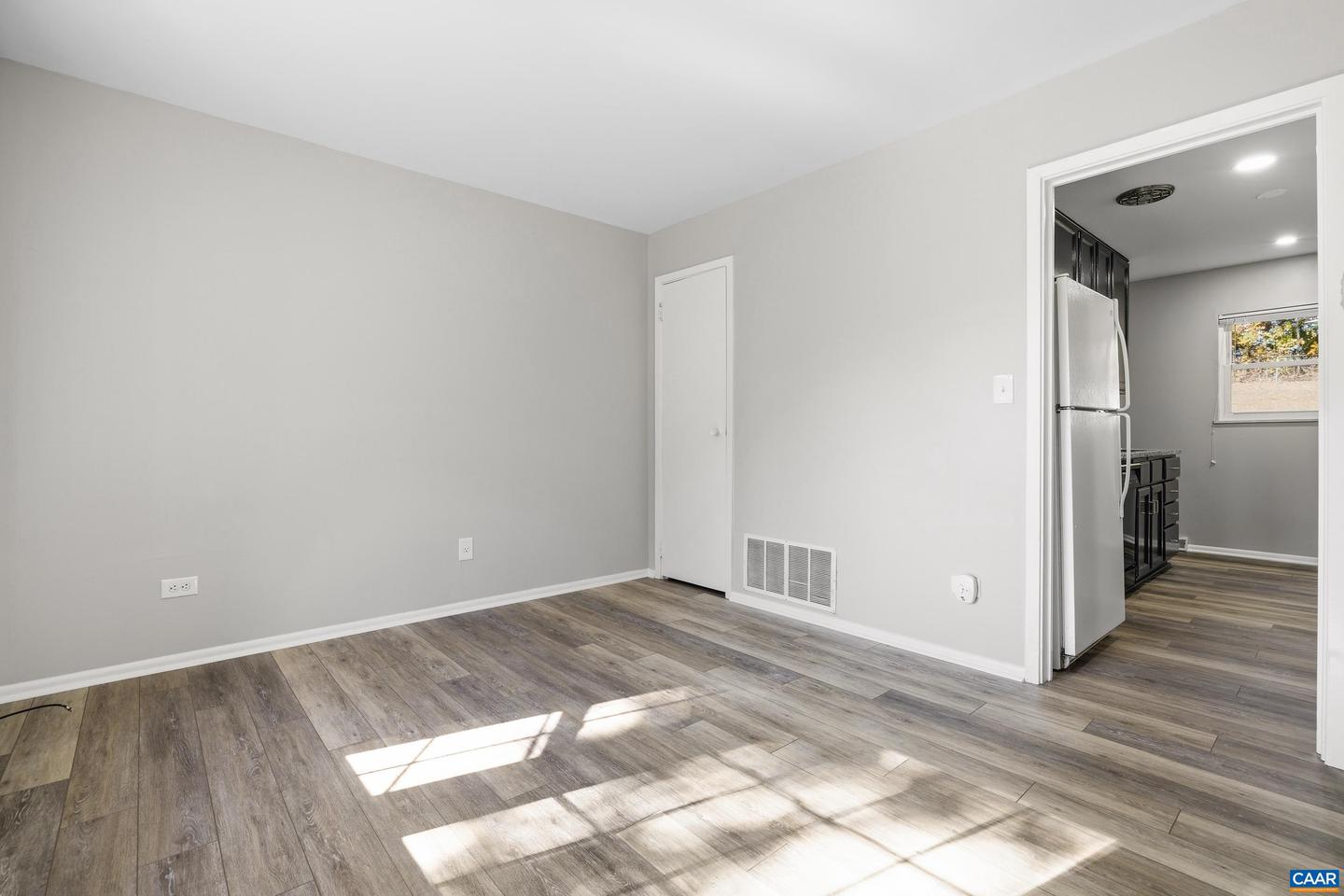 2627 COMMONWEALTH DR, CHARLOTTESVILLE, Virginia 22901, 4 Bedrooms Bedrooms, ,2 BathroomsBathrooms,Residential,For sale,2627 COMMONWEALTH DR,670405 MLS # 670405 2627 COMMONWEALTH DR, CHARLOTTESVILLE, Virginia 22901, 4 Bedrooms Bedrooms, ,2 BathroomsBathrooms,Residential,For sale,2627 COMMONWEALTH DR,670405 MLS # 670405