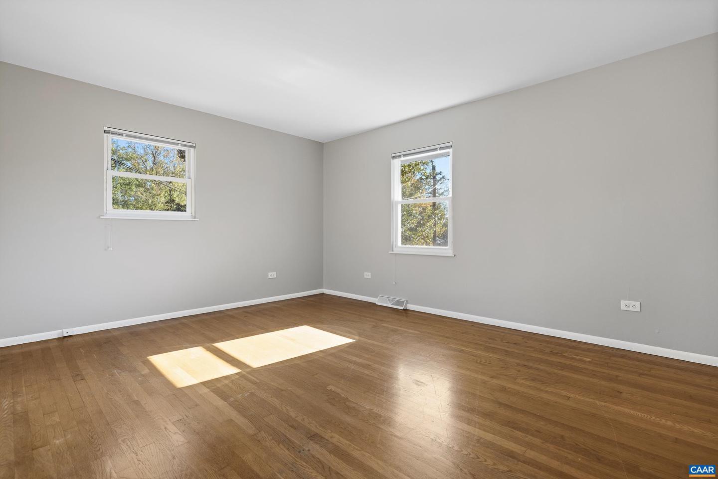 2627 COMMONWEALTH DR, CHARLOTTESVILLE, Virginia 22901, 4 Bedrooms Bedrooms, ,2 BathroomsBathrooms,Residential,For sale,2627 COMMONWEALTH DR,670405 MLS # 670405 2627 COMMONWEALTH DR, CHARLOTTESVILLE, Virginia 22901, 4 Bedrooms Bedrooms, ,2 BathroomsBathrooms,Residential,For sale,2627 COMMONWEALTH DR,670405 MLS # 670405