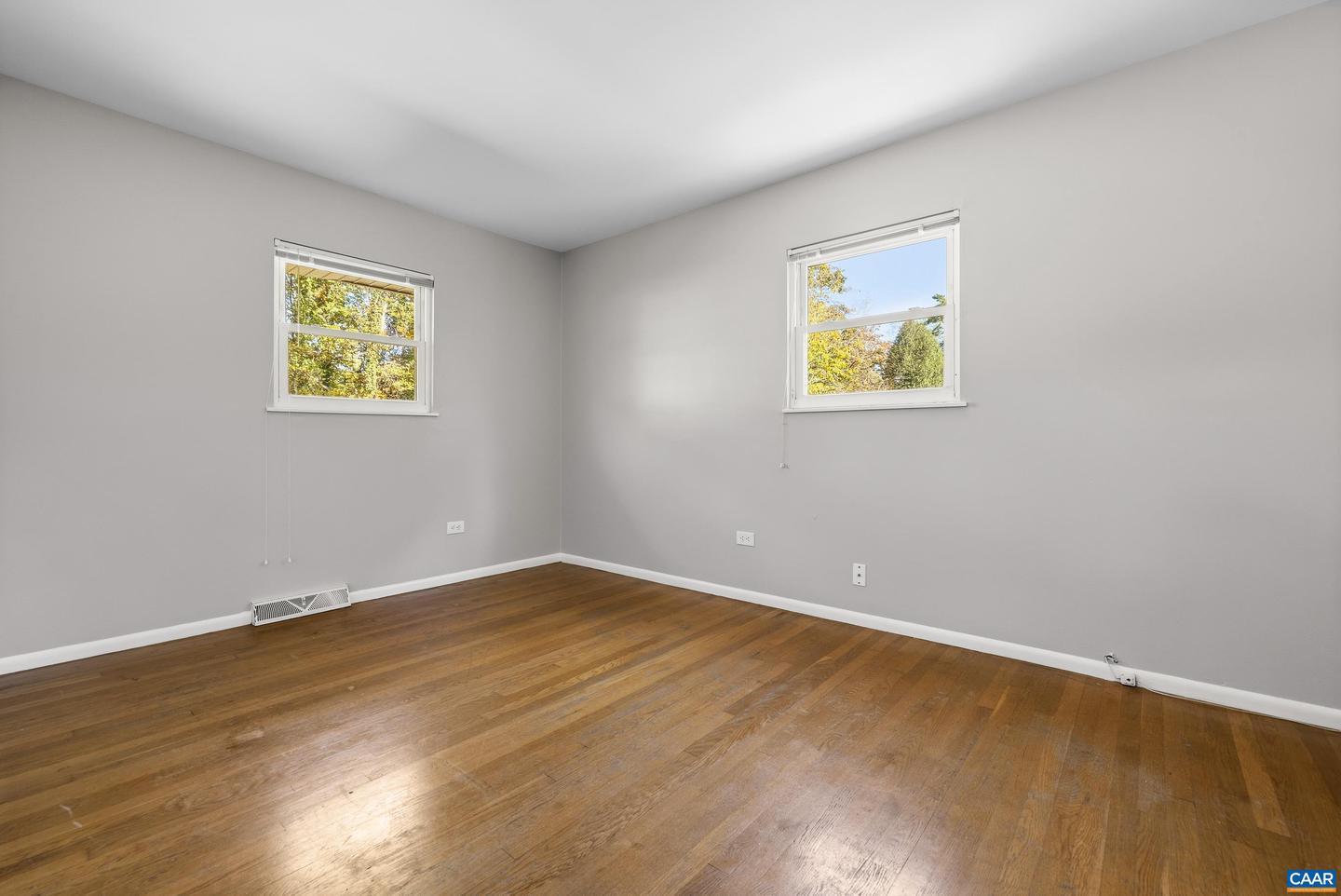 2627 COMMONWEALTH DR, CHARLOTTESVILLE, Virginia 22901, 4 Bedrooms Bedrooms, ,2 BathroomsBathrooms,Residential,For sale,2627 COMMONWEALTH DR,670405 MLS # 670405 2627 COMMONWEALTH DR, CHARLOTTESVILLE, Virginia 22901, 4 Bedrooms Bedrooms, ,2 BathroomsBathrooms,Residential,For sale,2627 COMMONWEALTH DR,670405 MLS # 670405