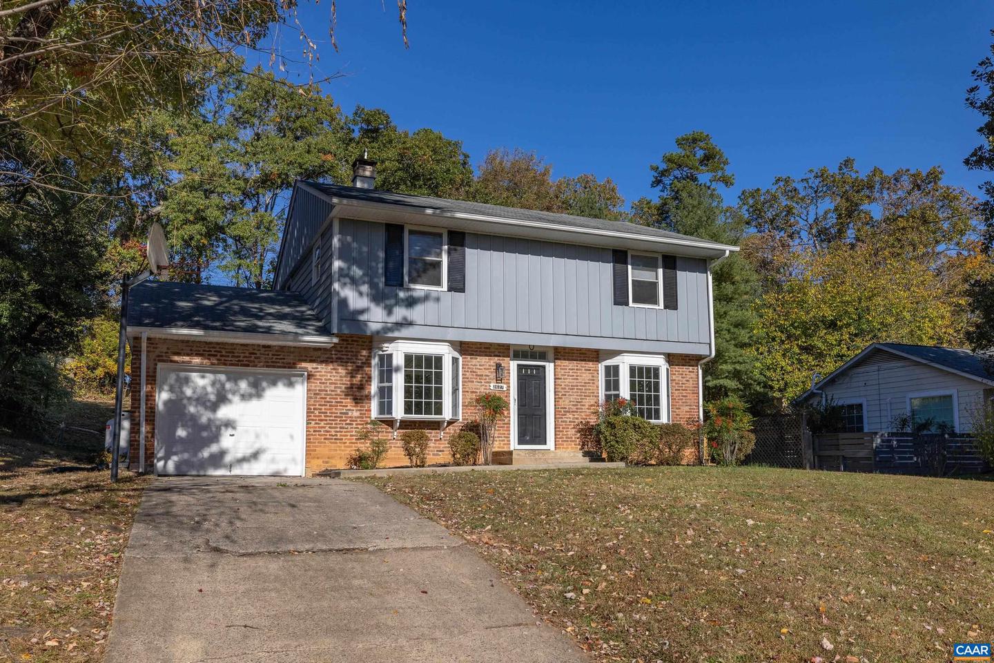 2627 COMMONWEALTH DR, CHARLOTTESVILLE, Virginia 22901, 4 Bedrooms Bedrooms, ,2 BathroomsBathrooms,Residential,For sale,2627 COMMONWEALTH DR,670405 MLS # 670405 2627 COMMONWEALTH DR, CHARLOTTESVILLE, Virginia 22901, 4 Bedrooms Bedrooms, ,2 BathroomsBathrooms,Residential,For sale,2627 COMMONWEALTH DR,670405 MLS # 670405