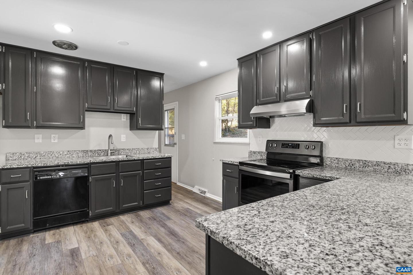 2627 COMMONWEALTH DR, CHARLOTTESVILLE, Virginia 22901, 4 Bedrooms Bedrooms, ,2 BathroomsBathrooms,Residential,For sale,2627 COMMONWEALTH DR,670405 MLS # 670405 2627 COMMONWEALTH DR, CHARLOTTESVILLE, Virginia 22901, 4 Bedrooms Bedrooms, ,2 BathroomsBathrooms,Residential,For sale,2627 COMMONWEALTH DR,670405 MLS # 670405