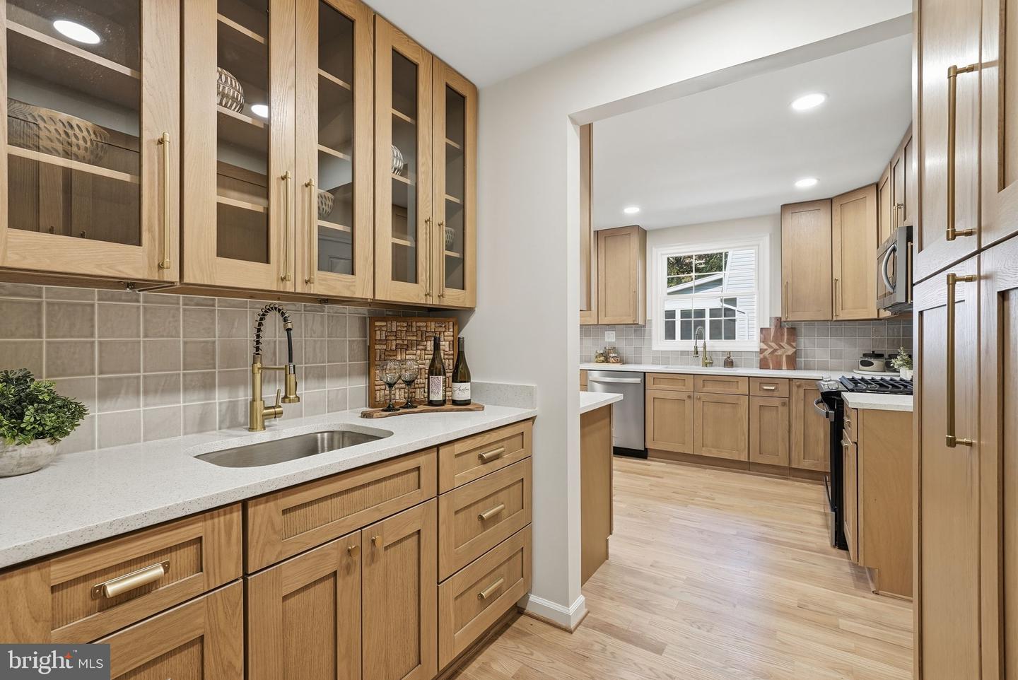 10431 HEADLY CT, FAIRFAX, Virginia 22032, 4 Bedrooms Bedrooms, ,2 BathroomsBathrooms,Residential,For sale,10431 HEADLY CT,VAFX2276224 MLS # VAFX2276224 10431 HEADLY CT, FAIRFAX, Virginia 22032, 4 Bedrooms Bedrooms, ,2 BathroomsBathrooms,Residential,For sale,10431 HEADLY CT,VAFX2276224 MLS # VAFX2276224