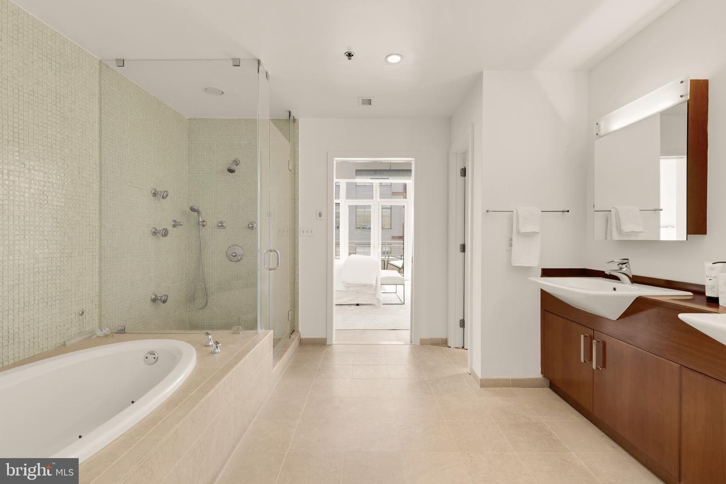 1401 CHURCH ST NW #523, WASHINGTON, District Of Columbia 20005, 3 Bedrooms Bedrooms, ,2 BathroomsBathrooms,Residential,For sale,1401 CHURCH ST NW #523,DCDC2229024 MLS # DCDC2229024 1401 CHURCH ST NW #523, WASHINGTON, District Of Columbia 20005, 3 Bedrooms Bedrooms, ,2 BathroomsBathrooms,Residential,For sale,1401 CHURCH ST NW #523,DCDC2229024 MLS # DCDC2229024