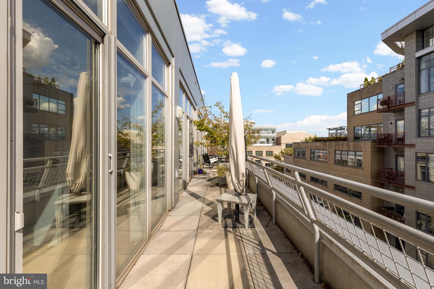 1401 CHURCH ST NW #523, WASHINGTON, District Of Columbia 20005, 3 Bedrooms Bedrooms, ,2 BathroomsBathrooms,Residential,For sale,1401 CHURCH ST NW #523,DCDC2229024 MLS # DCDC2229024 1401 CHURCH ST NW #523, WASHINGTON, District Of Columbia 20005, 3 Bedrooms Bedrooms, ,2 BathroomsBathrooms,Residential,For sale,1401 CHURCH ST NW #523,DCDC2229024 MLS # DCDC2229024