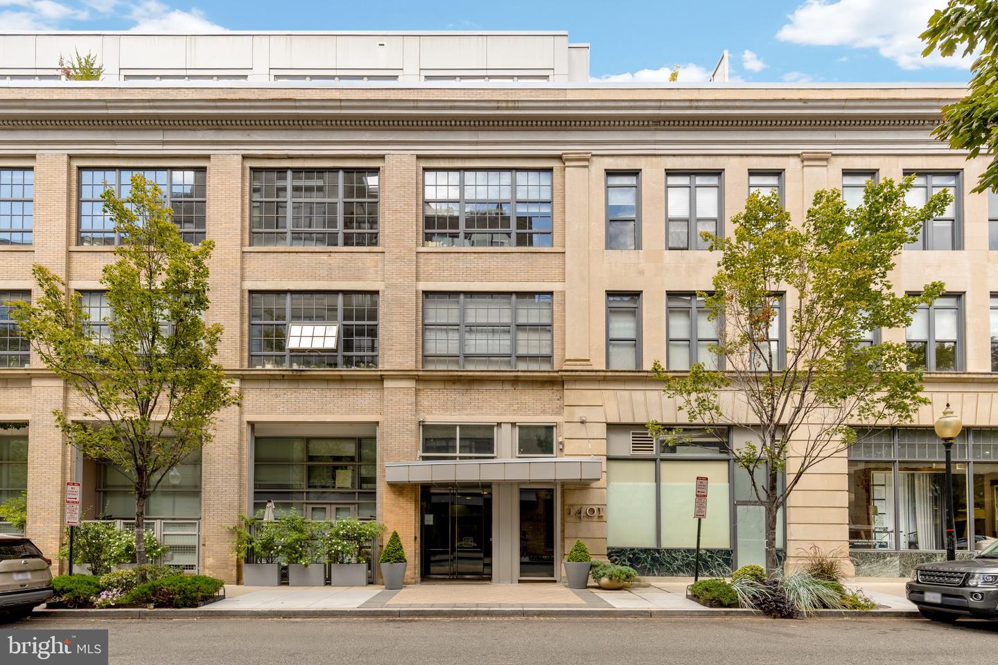 1401 CHURCH ST NW #523, WASHINGTON, District Of Columbia 20005, 3 Bedrooms Bedrooms, ,2 BathroomsBathrooms,Residential,For sale,1401 CHURCH ST NW #523,DCDC2229024 MLS # DCDC2229024 1401 CHURCH ST NW #523, WASHINGTON, District Of Columbia 20005, 3 Bedrooms Bedrooms, ,2 BathroomsBathrooms,Residential,For sale,1401 CHURCH ST NW #523,DCDC2229024 MLS # DCDC2229024