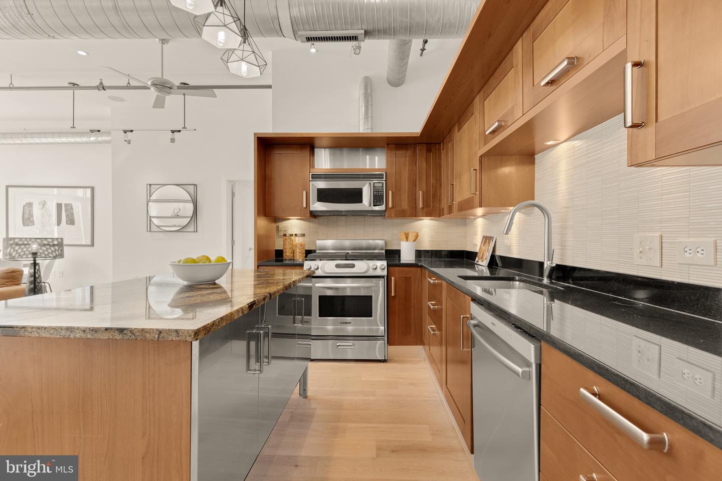1401 CHURCH ST NW #523, WASHINGTON, District Of Columbia 20005, 3 Bedrooms Bedrooms, ,2 BathroomsBathrooms,Residential,For sale,1401 CHURCH ST NW #523,DCDC2229024 MLS # DCDC2229024 1401 CHURCH ST NW #523, WASHINGTON, District Of Columbia 20005, 3 Bedrooms Bedrooms, ,2 BathroomsBathrooms,Residential,For sale,1401 CHURCH ST NW #523,DCDC2229024 MLS # DCDC2229024