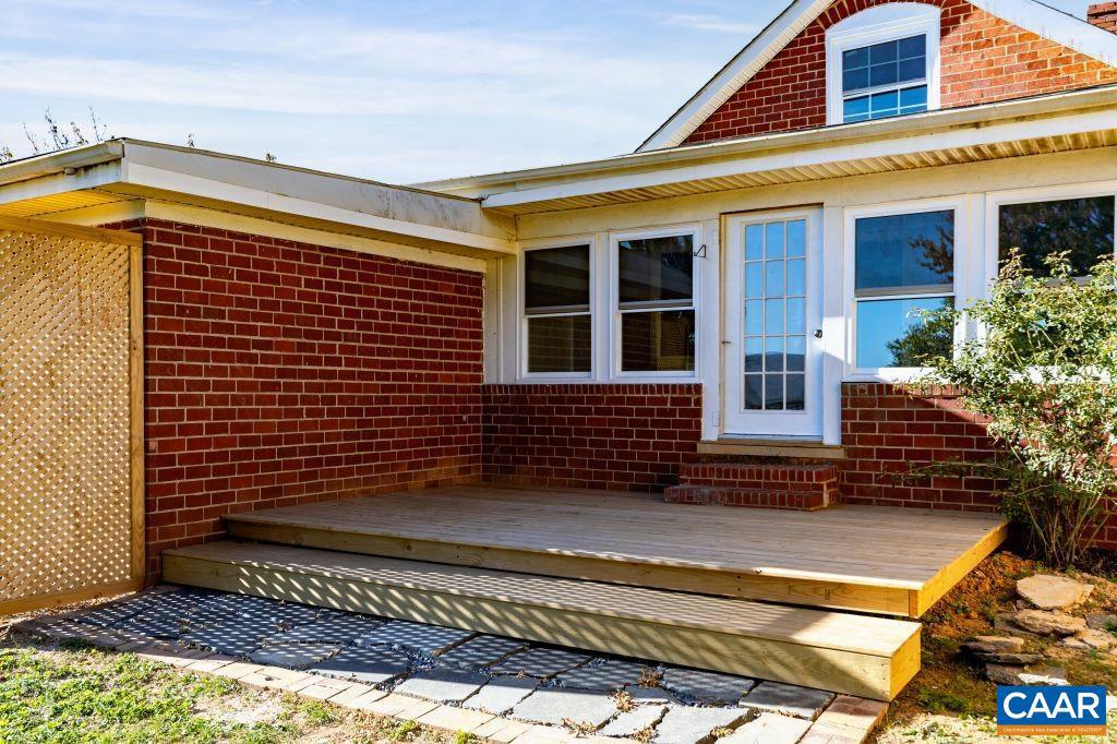 2735 STUARTS DRAFT HWY, STUARTS DRAFT, Virginia 24477, 3 Bedrooms Bedrooms, ,1 BathroomBathrooms,Residential,For sale,2735 STUARTS DRAFT HWY,670408 MLS # 670408 2735 STUARTS DRAFT HWY, STUARTS DRAFT, Virginia 24477, 3 Bedrooms Bedrooms, ,1 BathroomBathrooms,Residential,For sale,2735 STUARTS DRAFT HWY,670408 MLS # 670408