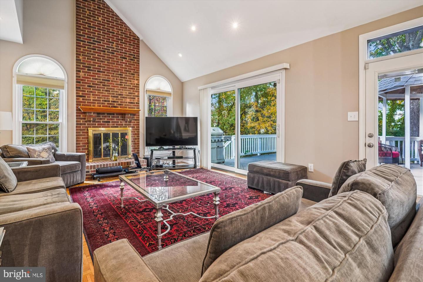 8622 CROSS CHASE CT, FAIRFAX STATION, Virginia 22039, 5 Bedrooms Bedrooms, ,3 BathroomsBathrooms,Residential,For sale,8622 CROSS CHASE CT,VAFX2276150 MLS # VAFX2276150 8622 CROSS CHASE CT, FAIRFAX STATION, Virginia 22039, 5 Bedrooms Bedrooms, ,3 BathroomsBathrooms,Residential,For sale,8622 CROSS CHASE CT,VAFX2276150 MLS # VAFX2276150