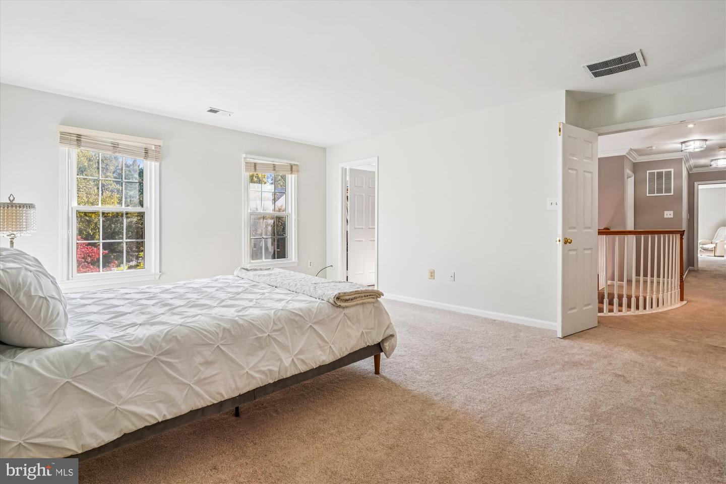 8622 CROSS CHASE CT, FAIRFAX STATION, Virginia 22039, 5 Bedrooms Bedrooms, ,3 BathroomsBathrooms,Residential,For sale,8622 CROSS CHASE CT,VAFX2276150 MLS # VAFX2276150 8622 CROSS CHASE CT, FAIRFAX STATION, Virginia 22039, 5 Bedrooms Bedrooms, ,3 BathroomsBathrooms,Residential,For sale,8622 CROSS CHASE CT,VAFX2276150 MLS # VAFX2276150