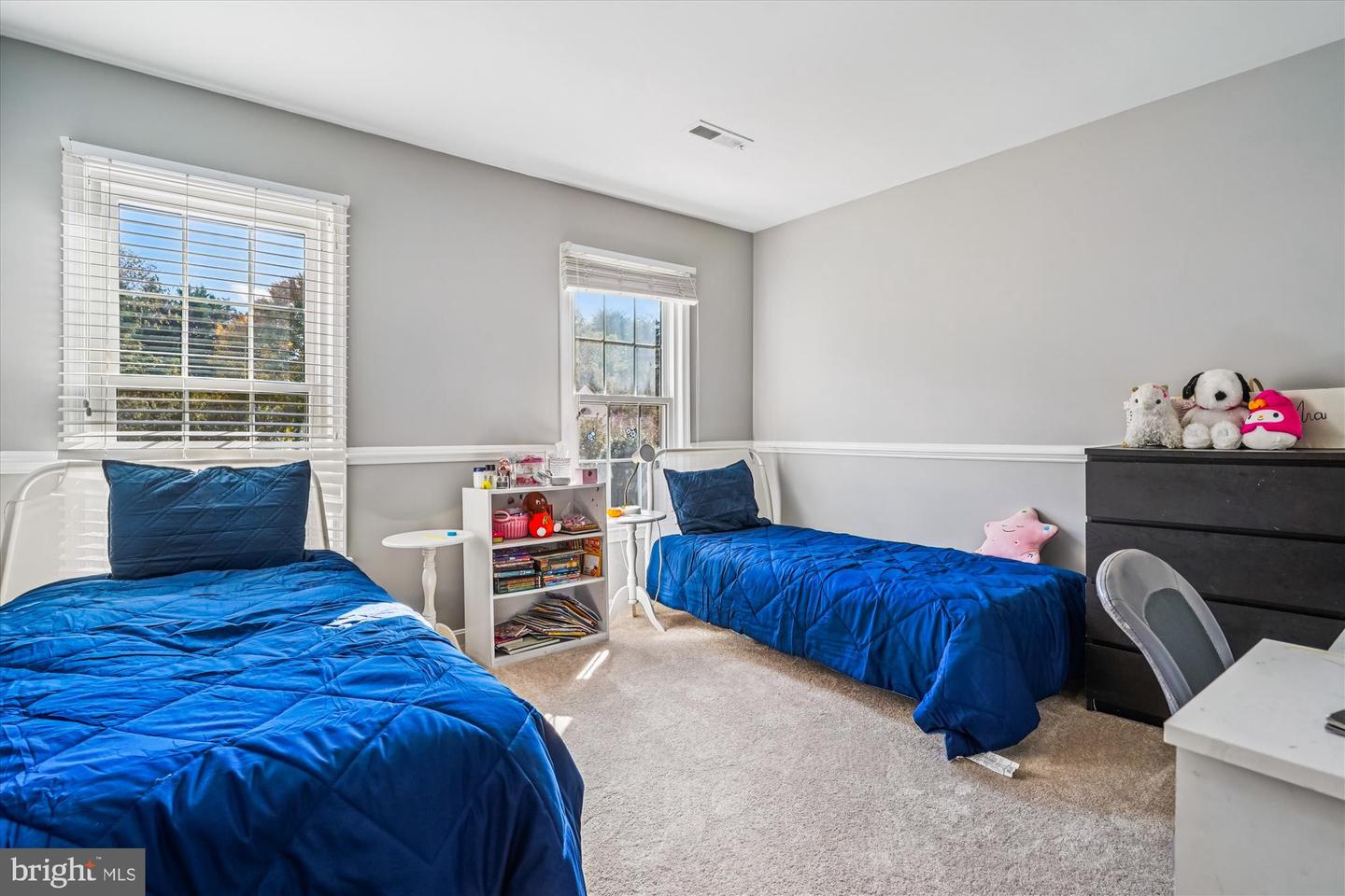 8622 CROSS CHASE CT, FAIRFAX STATION, Virginia 22039, 5 Bedrooms Bedrooms, ,3 BathroomsBathrooms,Residential,For sale,8622 CROSS CHASE CT,VAFX2276150 MLS # VAFX2276150 8622 CROSS CHASE CT, FAIRFAX STATION, Virginia 22039, 5 Bedrooms Bedrooms, ,3 BathroomsBathrooms,Residential,For sale,8622 CROSS CHASE CT,VAFX2276150 MLS # VAFX2276150