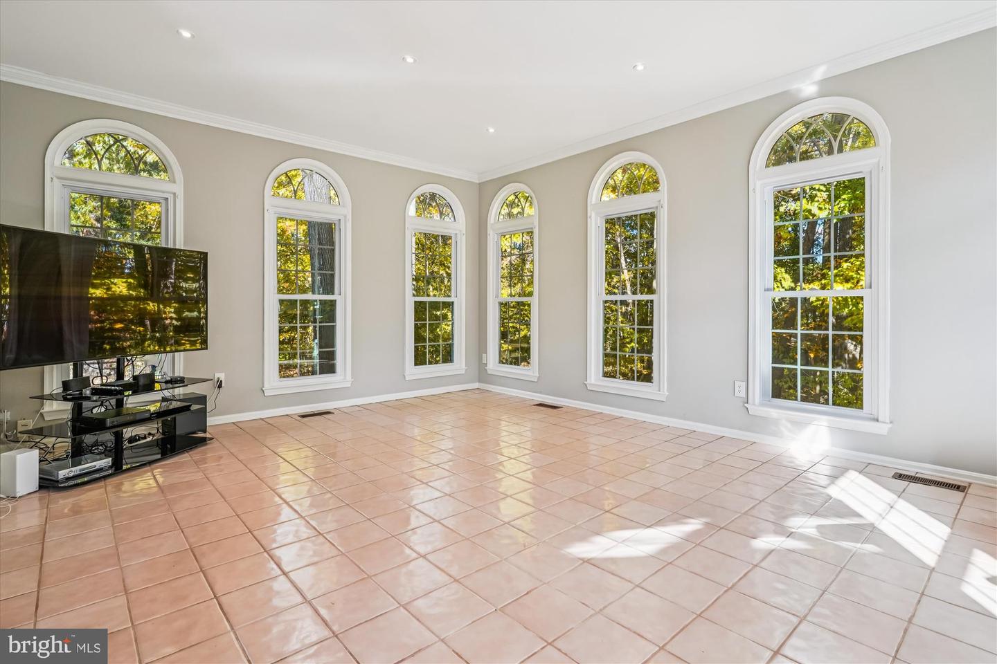 8622 CROSS CHASE CT, FAIRFAX STATION, Virginia 22039, 5 Bedrooms Bedrooms, ,3 BathroomsBathrooms,Residential,For sale,8622 CROSS CHASE CT,VAFX2276150 MLS # VAFX2276150 8622 CROSS CHASE CT, FAIRFAX STATION, Virginia 22039, 5 Bedrooms Bedrooms, ,3 BathroomsBathrooms,Residential,For sale,8622 CROSS CHASE CT,VAFX2276150 MLS # VAFX2276150