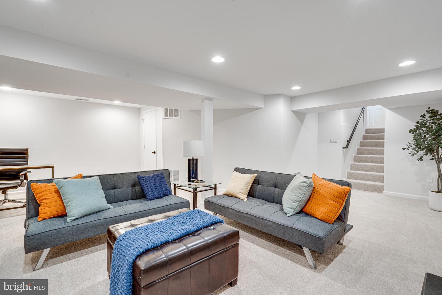 5207 STONINGTON DR, FAIRFAX, Virginia 22032, 4 Bedrooms Bedrooms, 14 Rooms Rooms,3 BathroomsBathrooms,Residential,For sale,5207 STONINGTON DR,VAFX2276162 MLS # VAFX2276162 5207 STONINGTON DR, FAIRFAX, Virginia 22032, 4 Bedrooms Bedrooms, 14 Rooms Rooms,3 BathroomsBathrooms,Residential,For sale,5207 STONINGTON DR,VAFX2276162 MLS # VAFX2276162