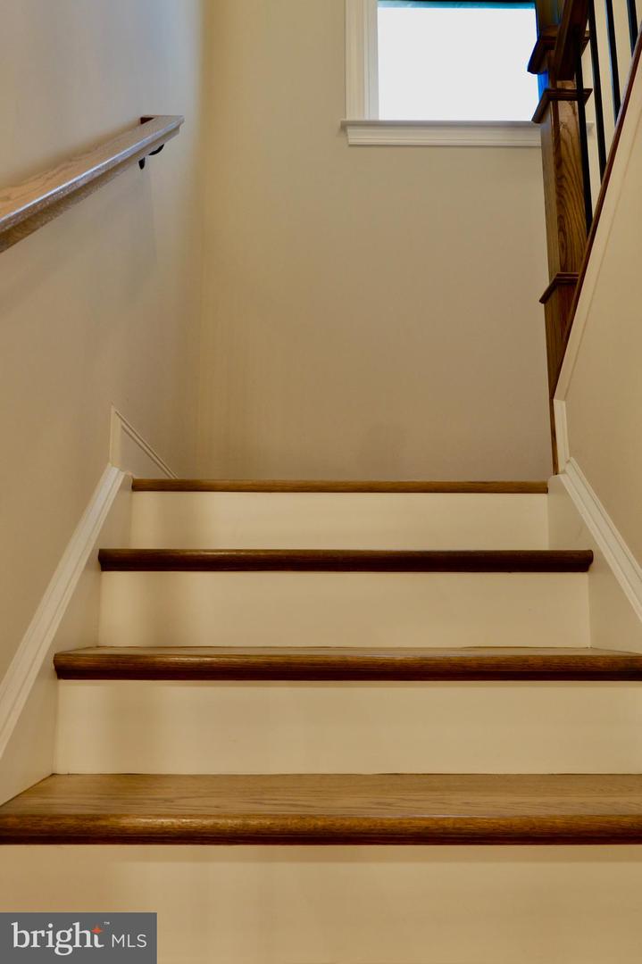 8028 PINNACLE RIDGE DR, MANASSAS, Virginia 20112, 5 Bedrooms Bedrooms, ,4 BathroomsBathrooms,Residential,For sale,8028 PINNACLE RIDGE DR,VAPW2106704 MLS # VAPW2106704 8028 PINNACLE RIDGE DR, MANASSAS, Virginia 20112, 5 Bedrooms Bedrooms, ,4 BathroomsBathrooms,Residential,For sale,8028 PINNACLE RIDGE DR,VAPW2106704 MLS # VAPW2106704