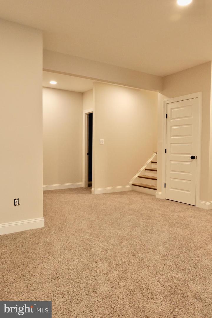 8028 PINNACLE RIDGE DR, MANASSAS, Virginia 20112, 5 Bedrooms Bedrooms, ,4 BathroomsBathrooms,Residential,For sale,8028 PINNACLE RIDGE DR,VAPW2106704 MLS # VAPW2106704 8028 PINNACLE RIDGE DR, MANASSAS, Virginia 20112, 5 Bedrooms Bedrooms, ,4 BathroomsBathrooms,Residential,For sale,8028 PINNACLE RIDGE DR,VAPW2106704 MLS # VAPW2106704