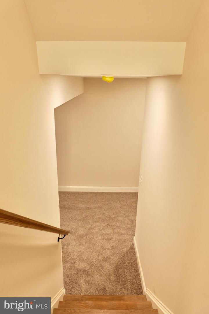 8028 PINNACLE RIDGE DR, MANASSAS, Virginia 20112, 5 Bedrooms Bedrooms, ,4 BathroomsBathrooms,Residential,For sale,8028 PINNACLE RIDGE DR,VAPW2106704 MLS # VAPW2106704 8028 PINNACLE RIDGE DR, MANASSAS, Virginia 20112, 5 Bedrooms Bedrooms, ,4 BathroomsBathrooms,Residential,For sale,8028 PINNACLE RIDGE DR,VAPW2106704 MLS # VAPW2106704
