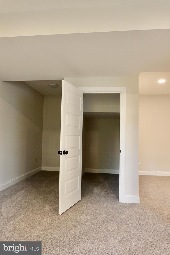 8028 PINNACLE RIDGE DR, MANASSAS, Virginia 20112, 5 Bedrooms Bedrooms, ,4 BathroomsBathrooms,Residential,For sale,8028 PINNACLE RIDGE DR,VAPW2106704 MLS # VAPW2106704 8028 PINNACLE RIDGE DR, MANASSAS, Virginia 20112, 5 Bedrooms Bedrooms, ,4 BathroomsBathrooms,Residential,For sale,8028 PINNACLE RIDGE DR,VAPW2106704 MLS # VAPW2106704