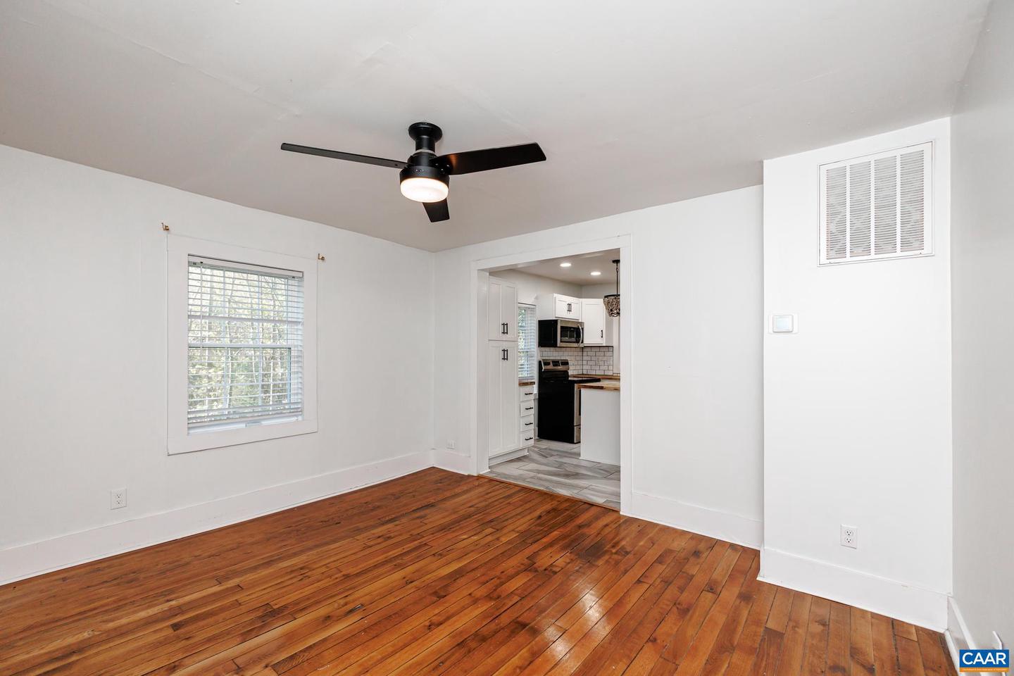 2860 KING SOLOMONS LN, ESMONT, Virginia 22937, 3 Bedrooms Bedrooms, ,2 BathroomsBathrooms,Residential,For sale,2860 KING SOLOMONS LN,670395 MLS # 670395 2860 KING SOLOMONS LN, ESMONT, Virginia 22937, 3 Bedrooms Bedrooms, ,2 BathroomsBathrooms,Residential,For sale,2860 KING SOLOMONS LN,670395 MLS # 670395