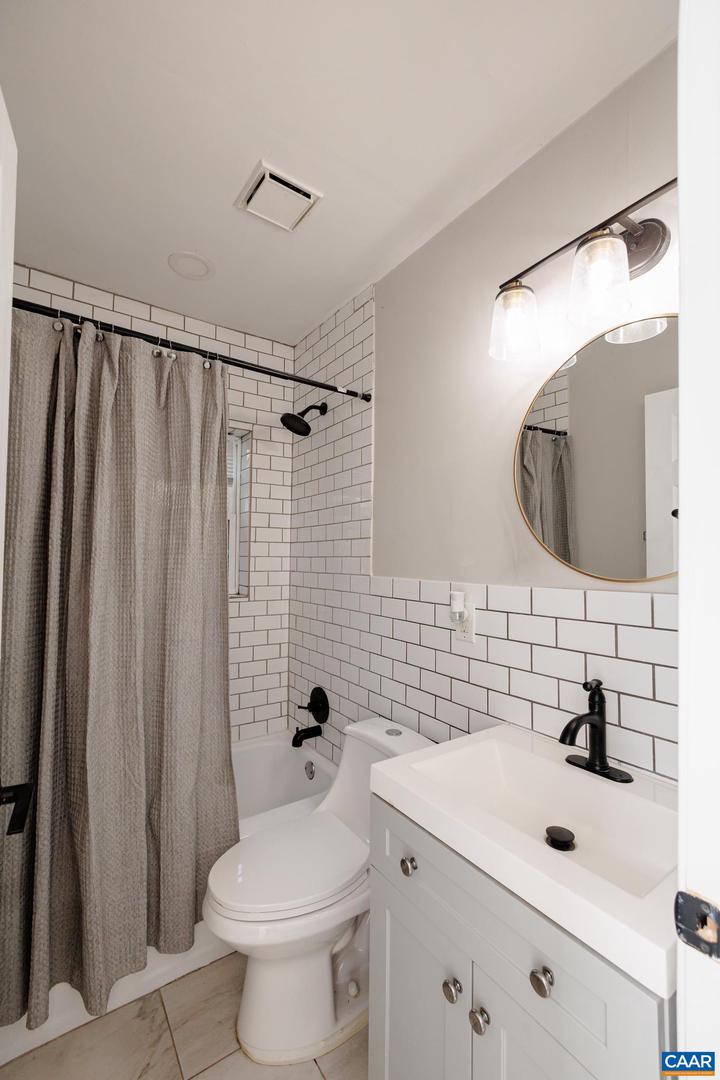 2860 KING SOLOMONS LN, ESMONT, Virginia 22937, 3 Bedrooms Bedrooms, ,2 BathroomsBathrooms,Residential,For sale,2860 KING SOLOMONS LN,670395 MLS # 670395 2860 KING SOLOMONS LN, ESMONT, Virginia 22937, 3 Bedrooms Bedrooms, ,2 BathroomsBathrooms,Residential,For sale,2860 KING SOLOMONS LN,670395 MLS # 670395