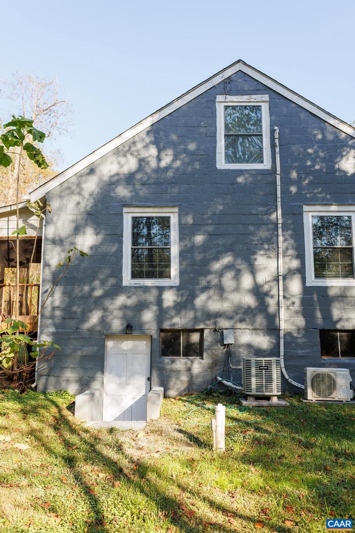 2860 KING SOLOMONS LN, ESMONT, Virginia 22937, 3 Bedrooms Bedrooms, ,2 BathroomsBathrooms,Residential,For sale,2860 KING SOLOMONS LN,670395 MLS # 670395 2860 KING SOLOMONS LN, ESMONT, Virginia 22937, 3 Bedrooms Bedrooms, ,2 BathroomsBathrooms,Residential,For sale,2860 KING SOLOMONS LN,670395 MLS # 670395