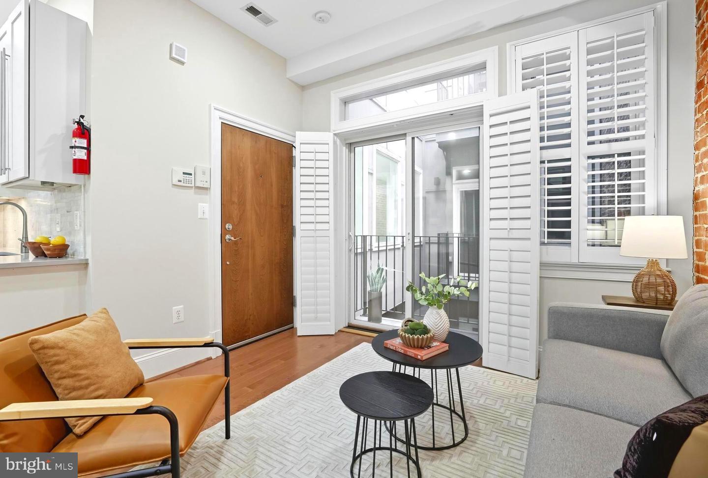1448 HARVARD ST NW #3, WASHINGTON, District Of Columbia 20009, 2 Bedrooms Bedrooms, ,1 BathroomBathrooms,Residential,For sale,1448 HARVARD ST NW #3,DCDC2228986 MLS # DCDC2228986