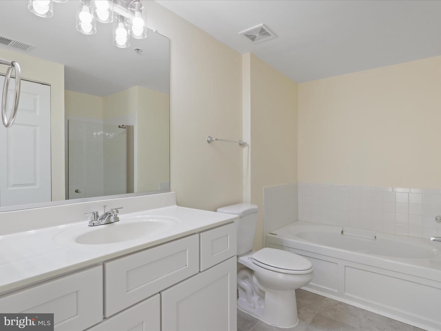 2711 BELLFOREST CT #201, VIENNA, Virginia 22180, 1 Bedroom Bedrooms, ,1 BathroomBathrooms,Residential,For sale,2711 BELLFOREST CT #201,VAFX2276218 MLS # VAFX2276218 2711 BELLFOREST CT #201, VIENNA, Virginia 22180, 1 Bedroom Bedrooms, ,1 BathroomBathrooms,Residential,For sale,2711 BELLFOREST CT #201,VAFX2276218 MLS # VAFX2276218