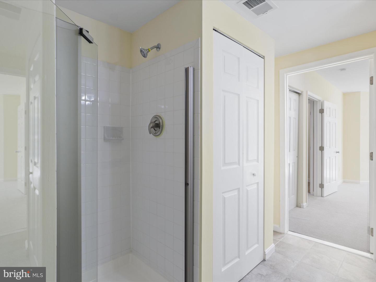 2711 BELLFOREST CT #201, VIENNA, Virginia 22180, 1 Bedroom Bedrooms, ,1 BathroomBathrooms,Residential,For sale,2711 BELLFOREST CT #201,VAFX2276218 MLS # VAFX2276218 2711 BELLFOREST CT #201, VIENNA, Virginia 22180, 1 Bedroom Bedrooms, ,1 BathroomBathrooms,Residential,For sale,2711 BELLFOREST CT #201,VAFX2276218 MLS # VAFX2276218