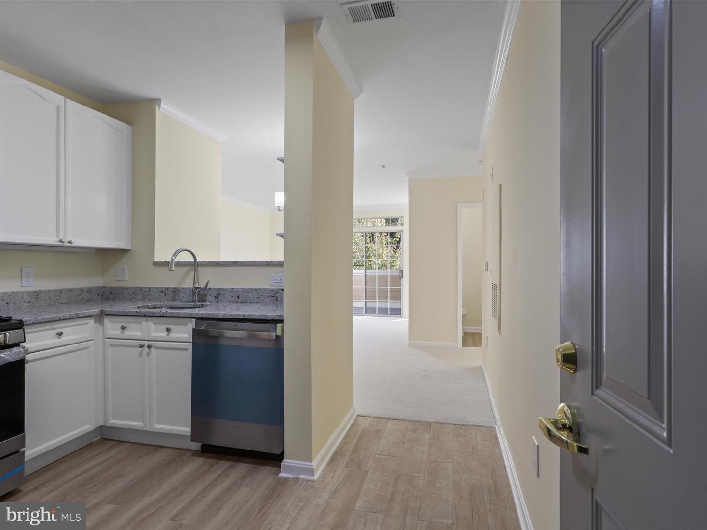 2711 BELLFOREST CT #201, VIENNA, Virginia 22180, 1 Bedroom Bedrooms, ,1 BathroomBathrooms,Residential,For sale,2711 BELLFOREST CT #201,VAFX2276218 MLS # VAFX2276218 2711 BELLFOREST CT #201, VIENNA, Virginia 22180, 1 Bedroom Bedrooms, ,1 BathroomBathrooms,Residential,For sale,2711 BELLFOREST CT #201,VAFX2276218 MLS # VAFX2276218