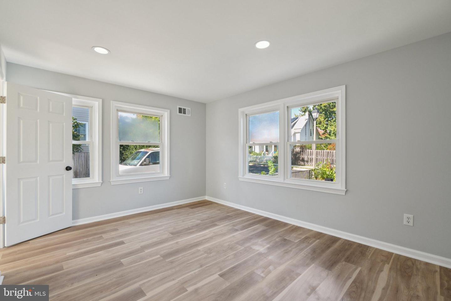 2500 S EADS ST, ARLINGTON, Virginia 22202, 4 Bedrooms Bedrooms, 12 Rooms Rooms,2 BathroomsBathrooms,Residential,For sale,2500 S EADS ST,VAAR2065370 MLS # VAAR2065370 2500 S EADS ST, ARLINGTON, Virginia 22202, 4 Bedrooms Bedrooms, 12 Rooms Rooms,2 BathroomsBathrooms,Residential,For sale,2500 S EADS ST,VAAR2065370 MLS # VAAR2065370