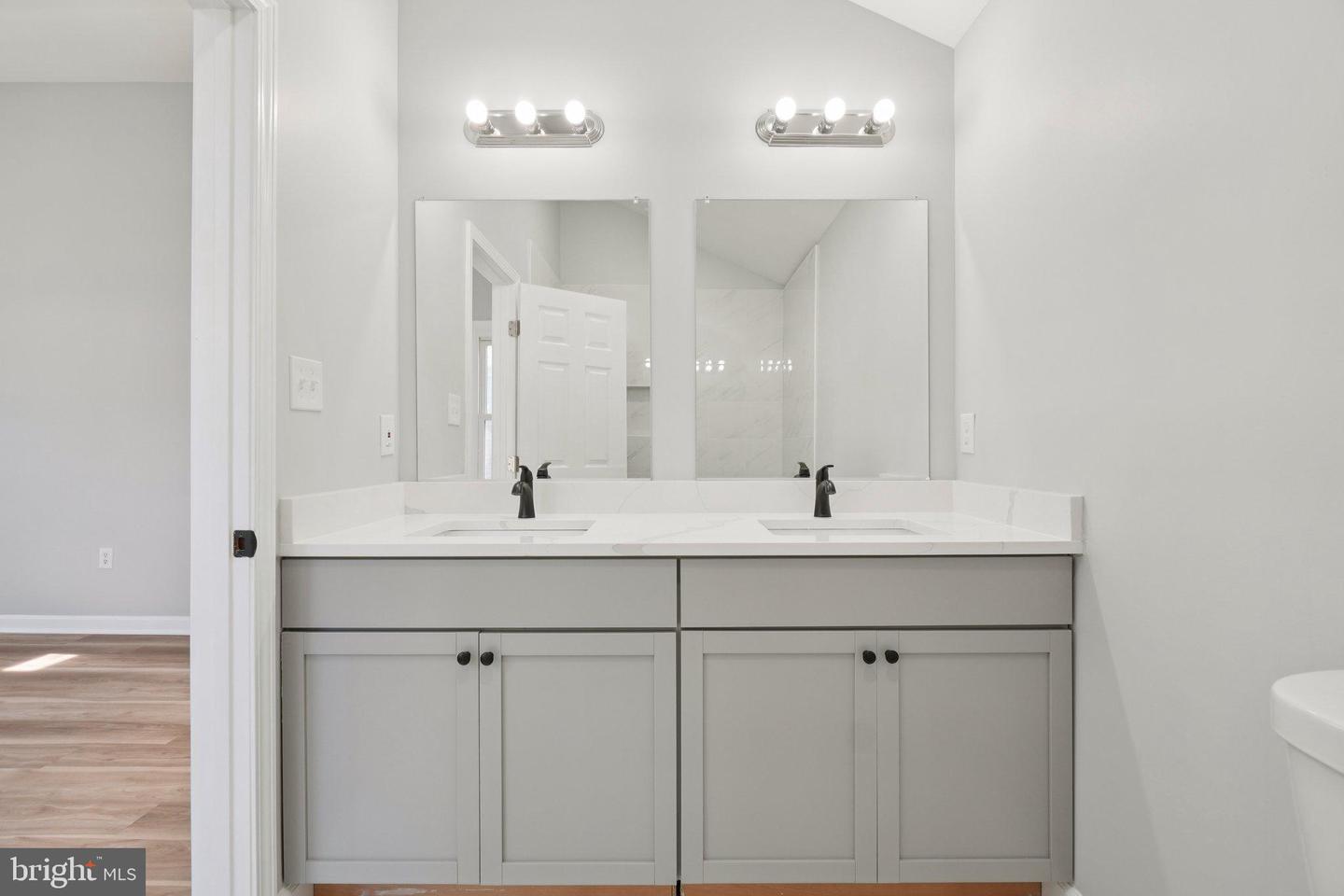 2500 S EADS ST, ARLINGTON, Virginia 22202, 4 Bedrooms Bedrooms, 12 Rooms Rooms,2 BathroomsBathrooms,Residential,For sale,2500 S EADS ST,VAAR2065370 MLS # VAAR2065370 2500 S EADS ST, ARLINGTON, Virginia 22202, 4 Bedrooms Bedrooms, 12 Rooms Rooms,2 BathroomsBathrooms,Residential,For sale,2500 S EADS ST,VAAR2065370 MLS # VAAR2065370