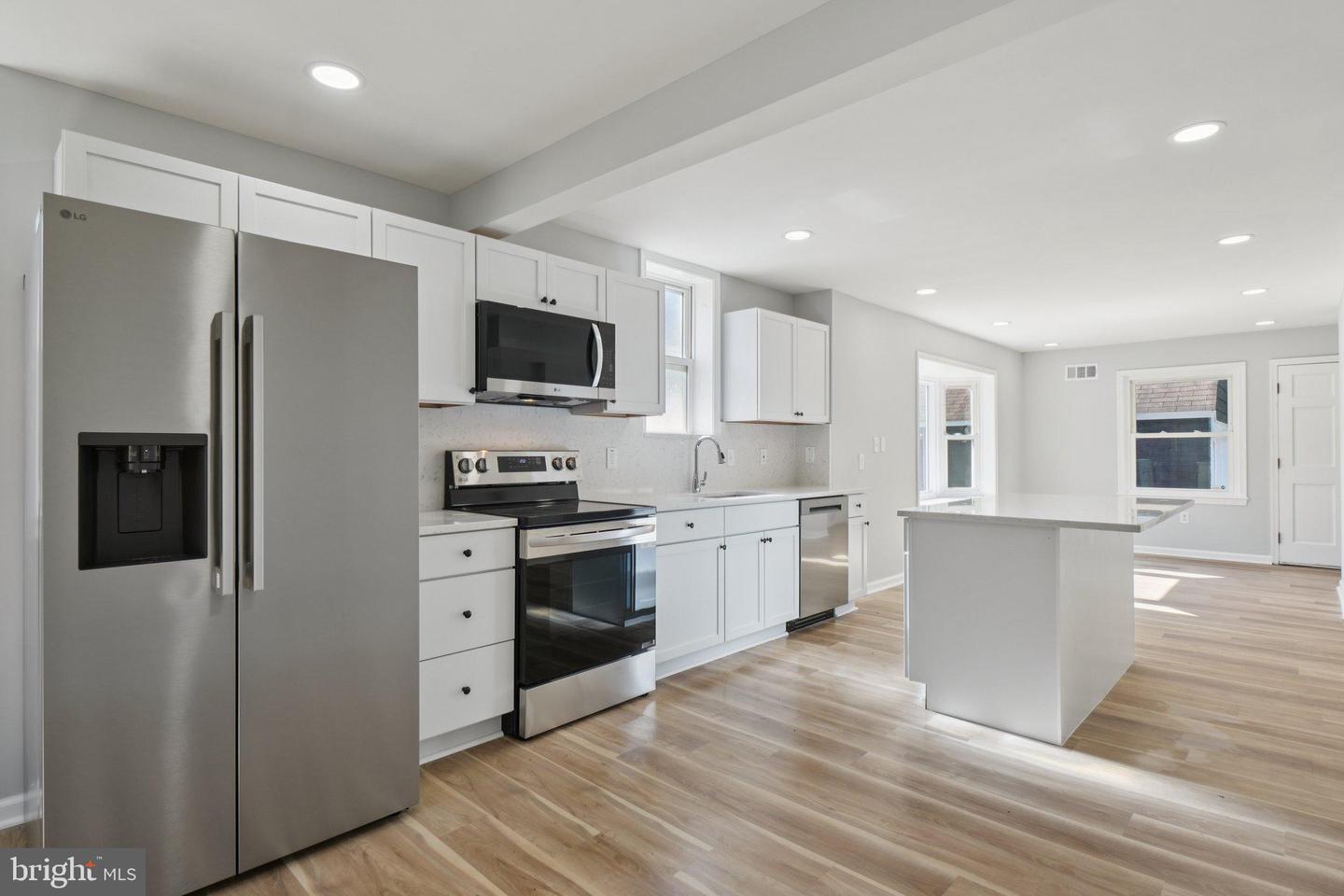 2500 S EADS ST, ARLINGTON, Virginia 22202, 4 Bedrooms Bedrooms, 12 Rooms Rooms,2 BathroomsBathrooms,Residential,For sale,2500 S EADS ST,VAAR2065370 MLS # VAAR2065370 2500 S EADS ST, ARLINGTON, Virginia 22202, 4 Bedrooms Bedrooms, 12 Rooms Rooms,2 BathroomsBathrooms,Residential,For sale,2500 S EADS ST,VAAR2065370 MLS # VAAR2065370