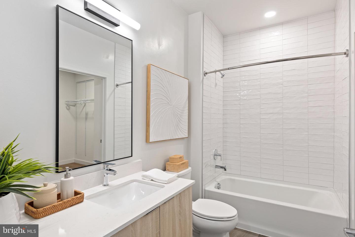 7175 12TH ST NW #405, WASHINGTON, District Of Columbia 20011, 1 Bedroom Bedrooms, ,1 BathroomBathrooms,Residential,For sale,7175 12TH ST NW #405,DCDC2229088 MLS # DCDC2229088 7175 12TH ST NW #405, WASHINGTON, District Of Columbia 20011, 1 Bedroom Bedrooms, ,1 BathroomBathrooms,Residential,For sale,7175 12TH ST NW #405,DCDC2229088 MLS # DCDC2229088