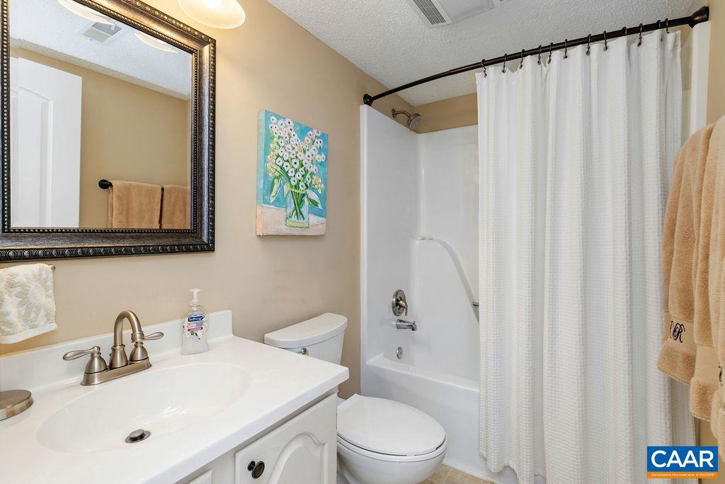 1469 LEDGES CONDOS, WINTERGREEN RESORT, Virginia 22967, 2 Bedrooms Bedrooms, ,2 BathroomsBathrooms,Residential,For sale,1469 LEDGES CONDOS,670419 MLS # 670419