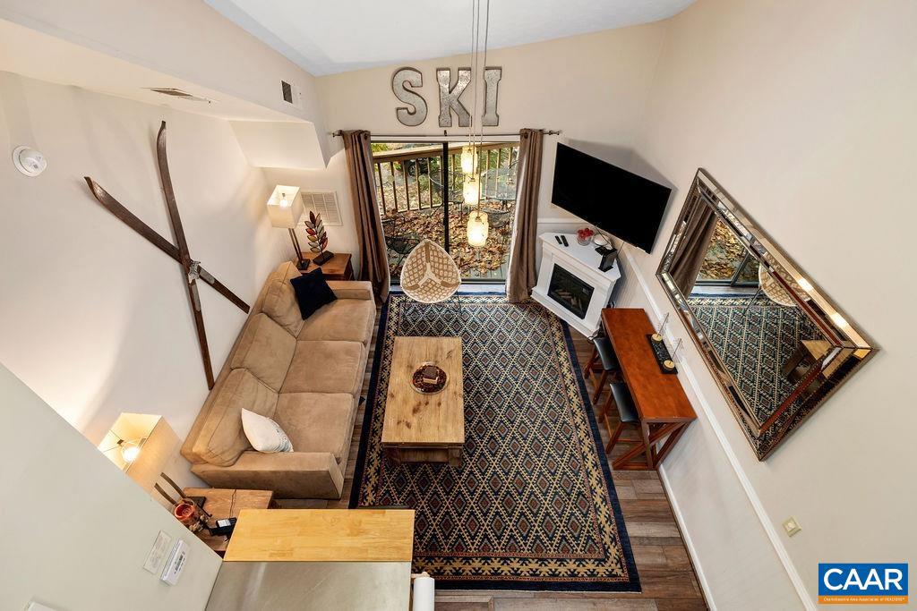226 TIMBERS CONDOS, WINTERGREEN RESORT, Virginia 22967, 1 Bedroom Bedrooms, ,1 BathroomBathrooms,Residential,For sale,226 TIMBERS CONDOS,670421 MLS # 670421 226 TIMBERS CONDOS, WINTERGREEN RESORT, Virginia 22967, 1 Bedroom Bedrooms, ,1 BathroomBathrooms,Residential,For sale,226 TIMBERS CONDOS,670421 MLS # 670421